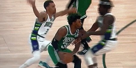 斯马特三罚变两罚？乌度卡：糟糕的错判和漏判