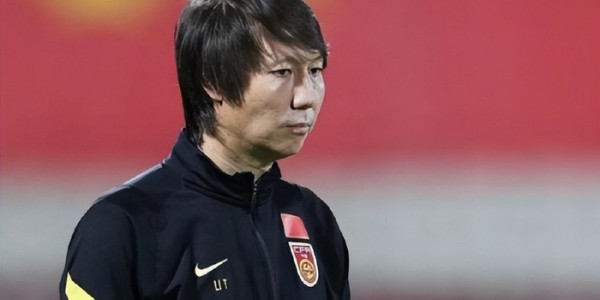 23轮仅首发11次！李铁昔日“关系户”惨遭穆帅冷落，沦为中超边缘人