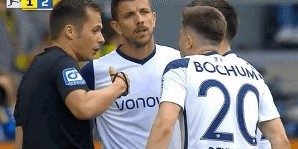 九游体育app网页版入口-【德甲】哈兰德帽子！手球帽子！多特遭反逆转3-4波鸿