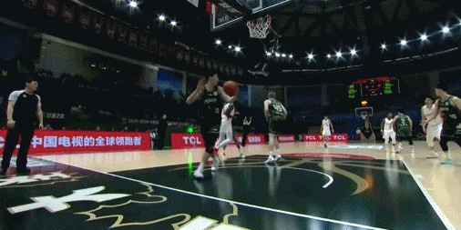 九游娱乐-南京同曦突发内讧！郭昊文赵柏清暂停间歇爆发口角欲动手