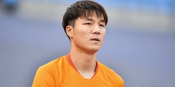 23轮仅首发11次！李铁昔日“关系户”惨遭穆帅冷落，沦为中超边缘人